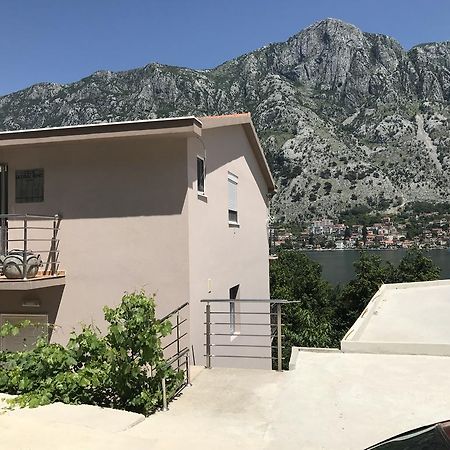 Apartmani Cuce Котор Экстерьер фото